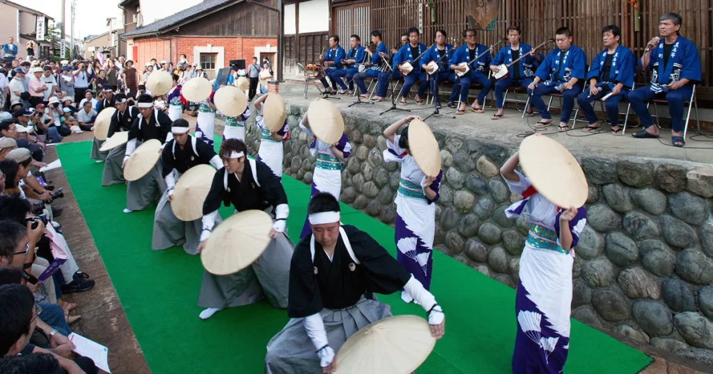 城端むぎや祭